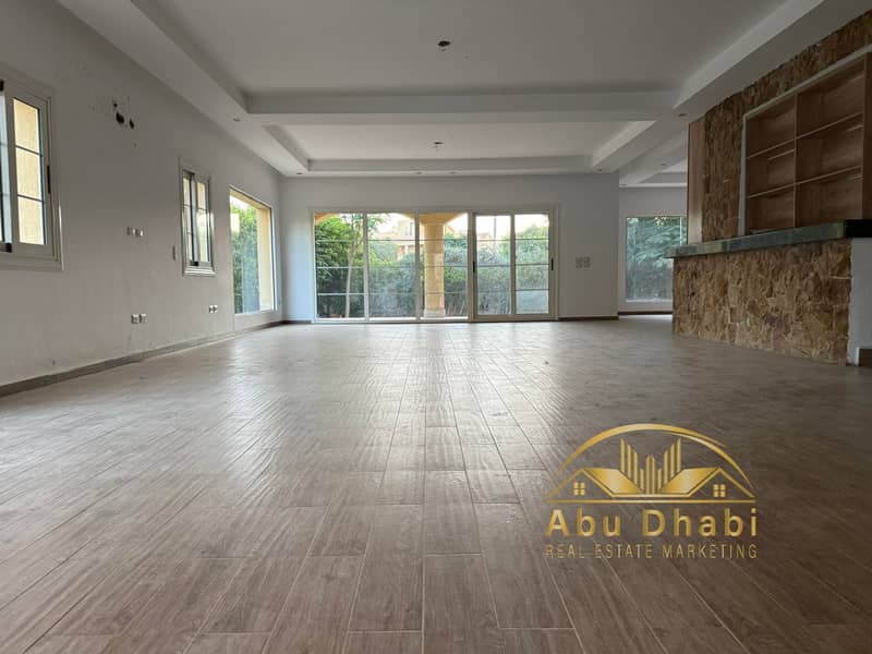 8 557964771_791817416928490_9071269483012007056_n. jpg