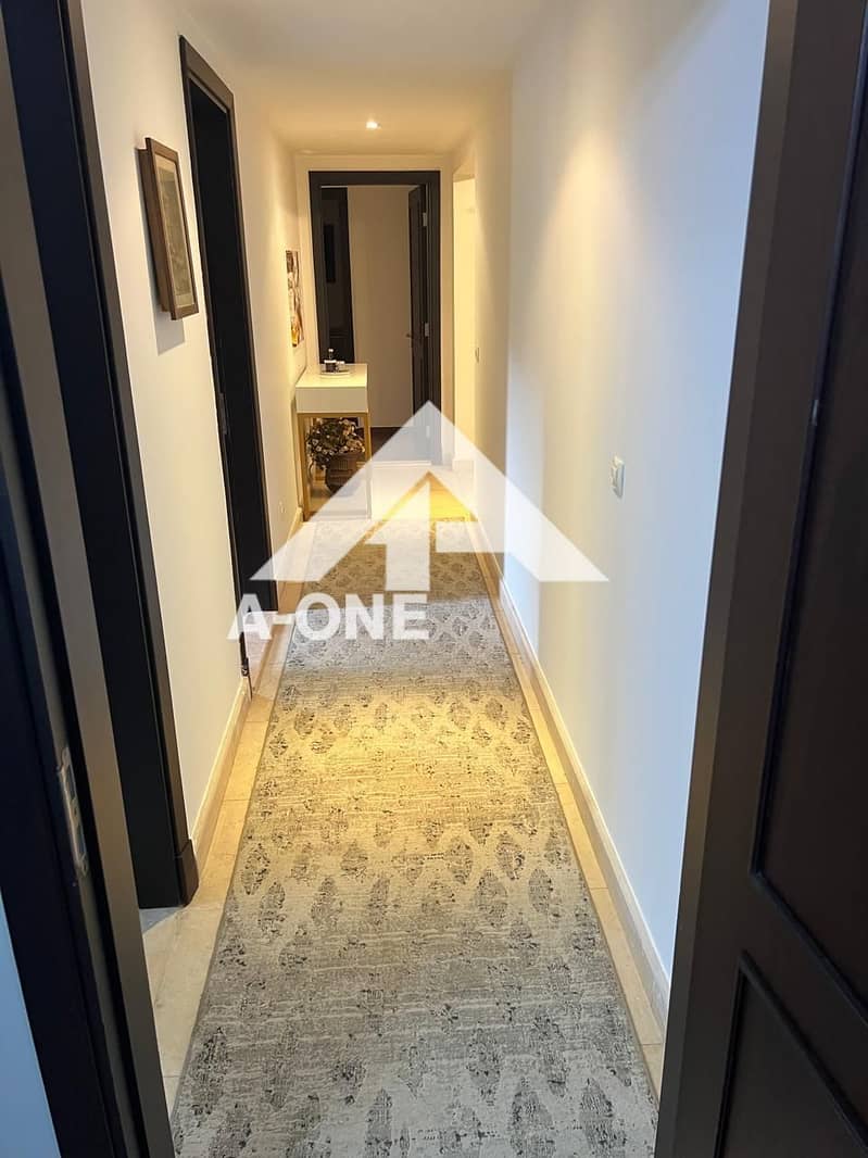 4 0414302b-984e-4964-9bf0-4d1ab4e629e7. jpg