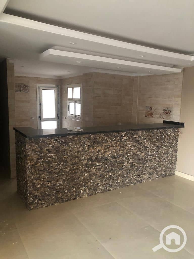 11 c4d05064-5e22-4776-bb32-5781930f2a7c. jpg