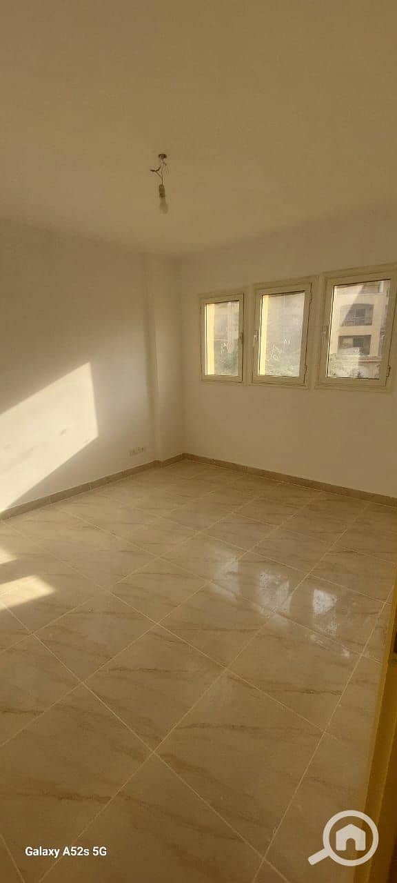 7 eca207a6-a9e8-4a18-83f8-17e1eb422d00. jpg