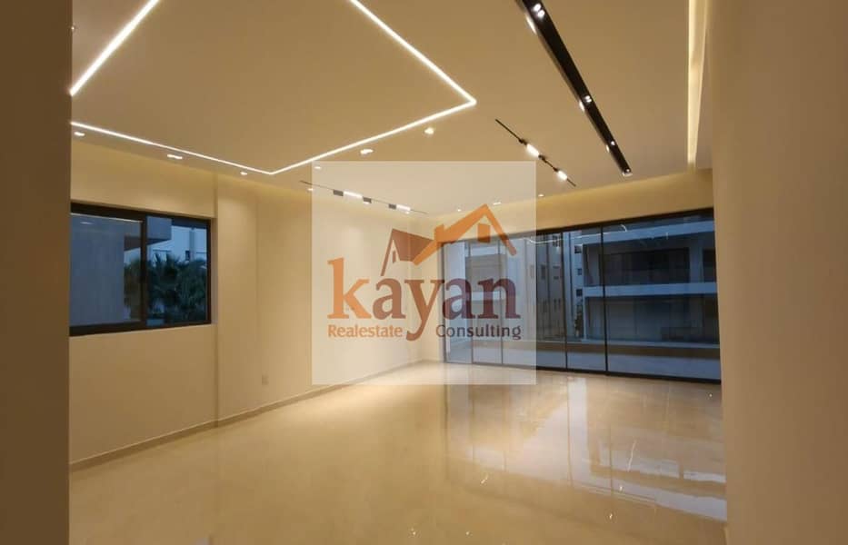 2 b84cb139-e677-4f00-87b4-83ce2601c806. jpg