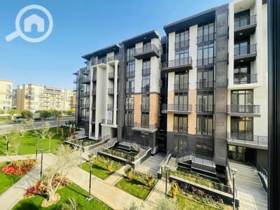 شقة 2 غرفة نوم للبيع في مدينتي، القاهرة - 471728332_1077120761093654_7312966962368669232_n. jpg