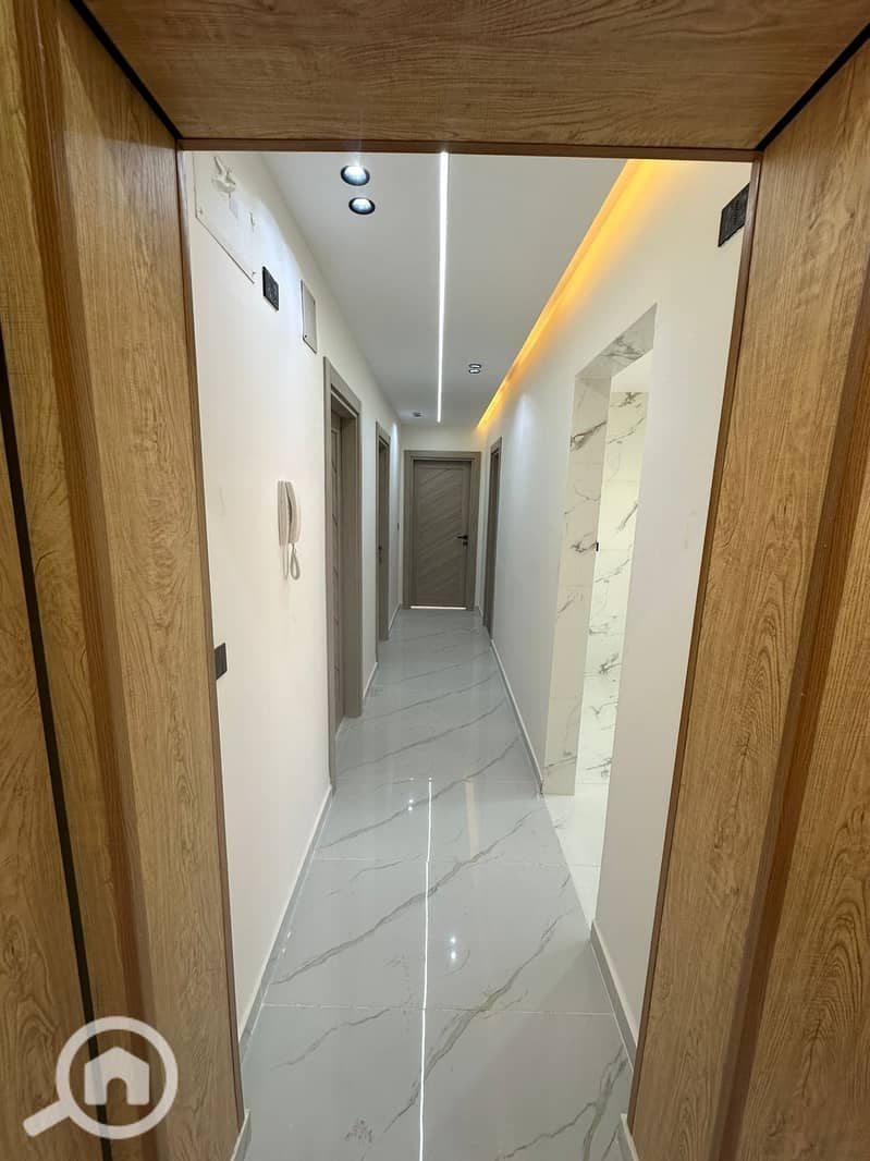 15 d424b88e-441e-4df1-8777-06ed6c22970b. jpg