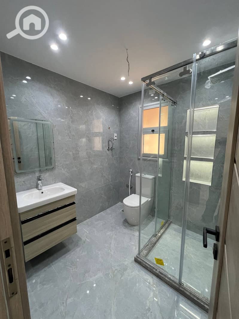 11 7814e43d-dee2-4148-815f-cc4bc53cf007. jpg