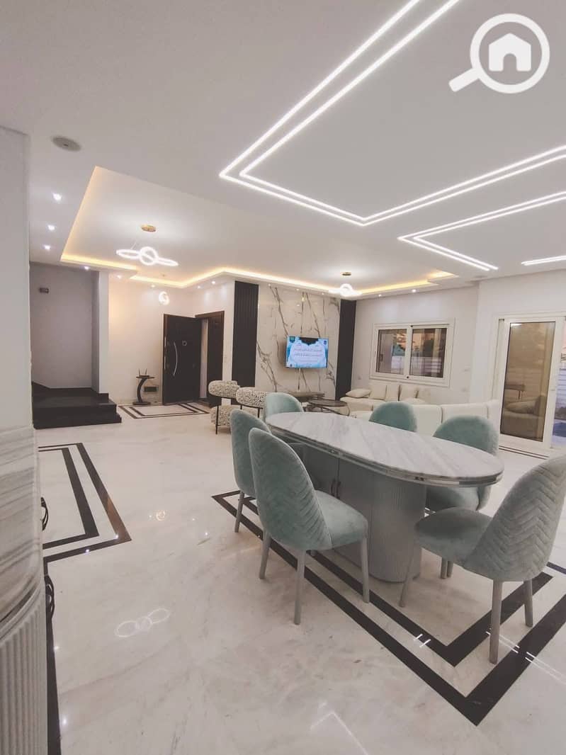 2 605490233_897394882823774_8426905196552951000_n. jpg