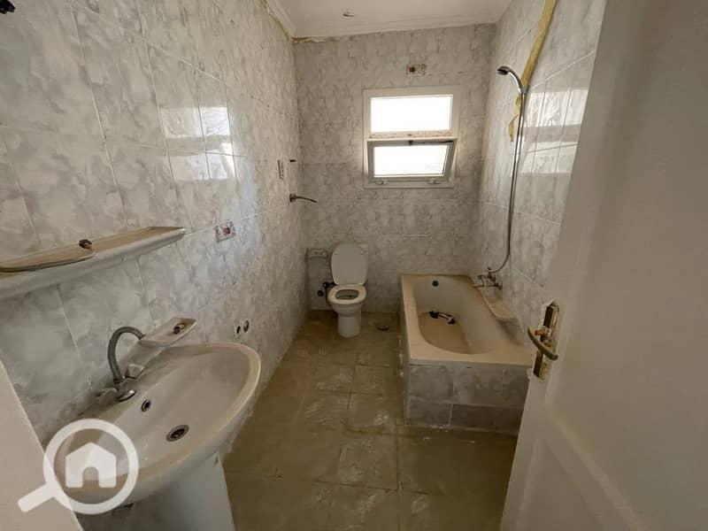 6 081397be-fc3f-41c8-b427-f434e84d5122. jpg