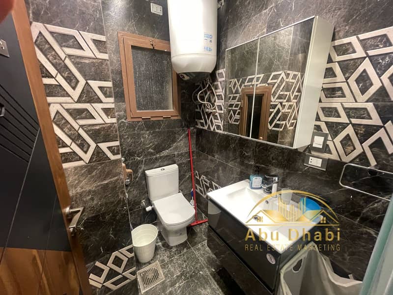 10 1dba4928-7d84-4292-9d40-85015439cb62. jpg