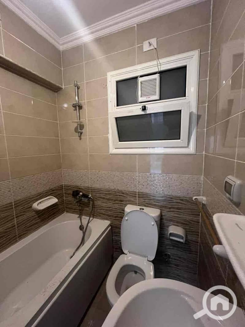 3 c313f658-7297-444a-bf5c-c32f38901dcd. jpg