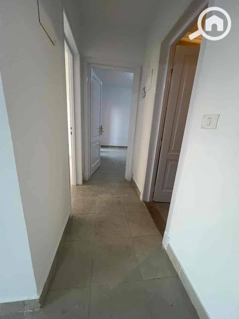 10 80f7fa97-84a9-419c-9b70-ed944ba1c716. jpg