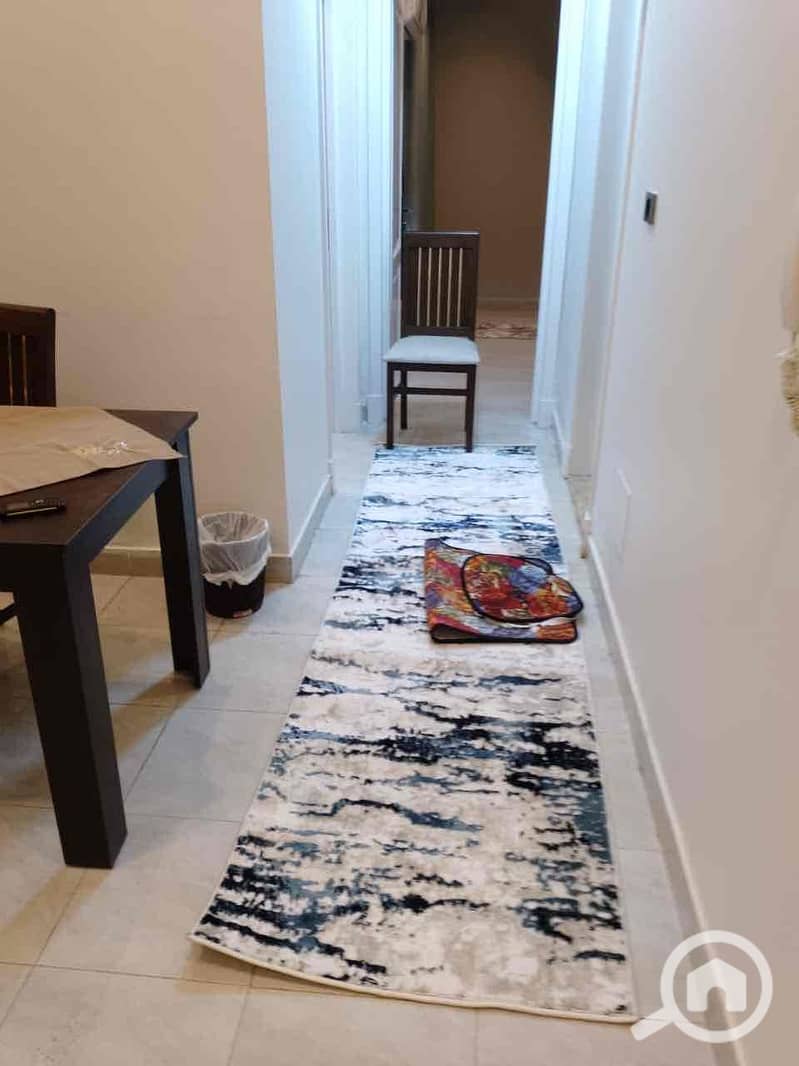 8 8527c058-f7f7-4598-94f0-0572c9f6c90b. jpg