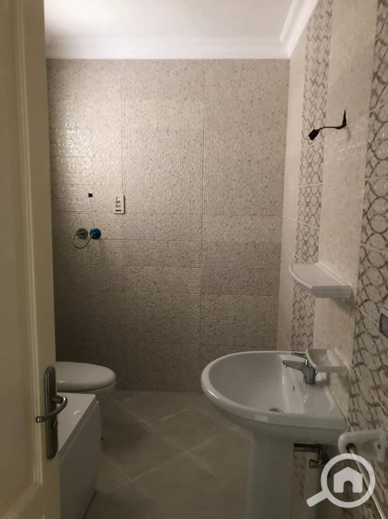 4 Ac_yIsJOObH56MWXden4A_Es8KWM5IxmSfzyfsDEit8=_plaintext_638266895918602853. jpg