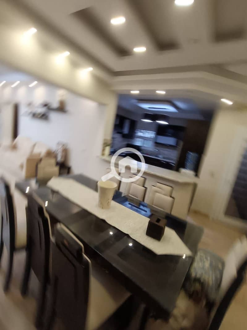 8 motion_photo_899067058128279837. jpg