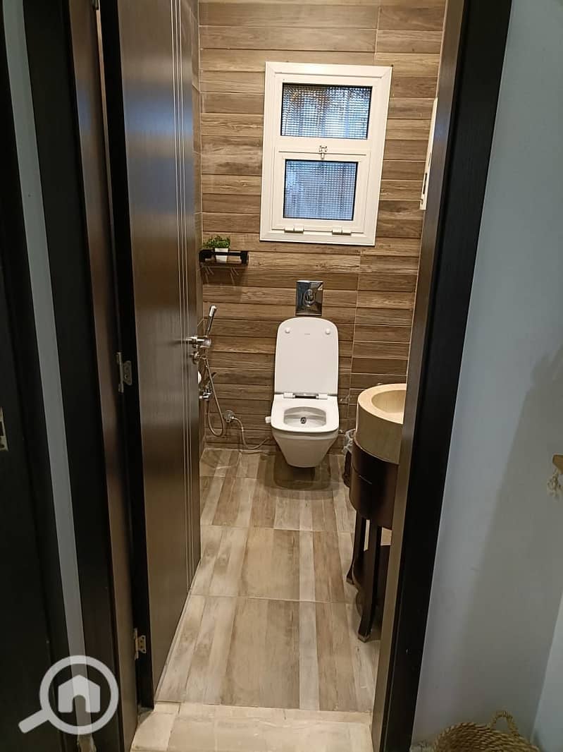 14 motion_photo_5990329704023063587. jpg