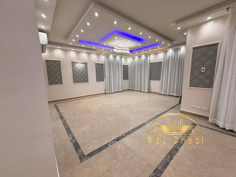 5 1670cd98-fb32-46ed-aa21-1add8bd52484. jpg