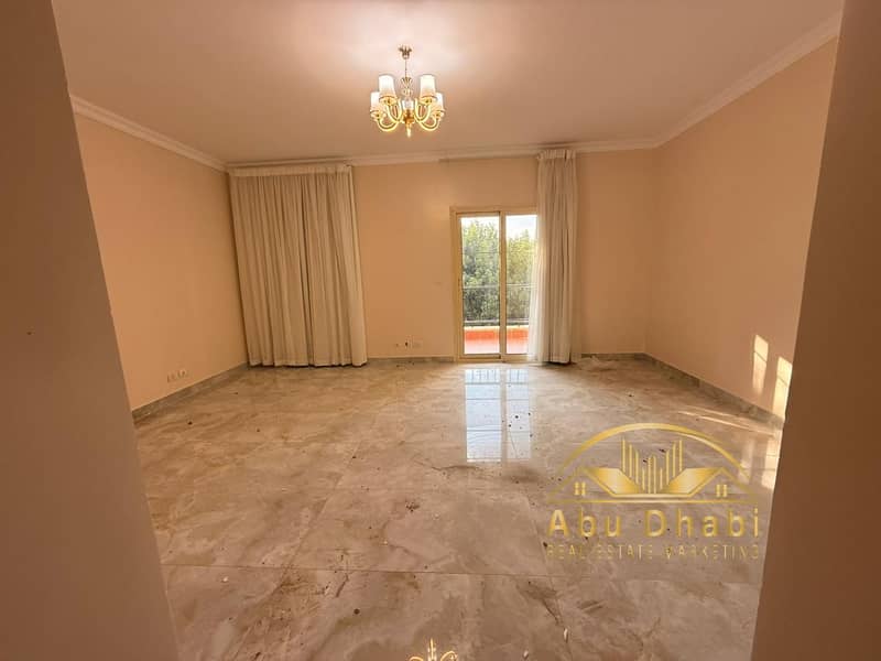 9 5ac214e5-c475-40e2-aa71-f099bf1c8b98. jpg