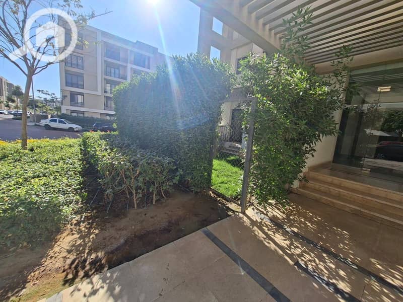 5 WhatsApp Image 2025-12-25 at 4.27. 28 PM (1). jpeg