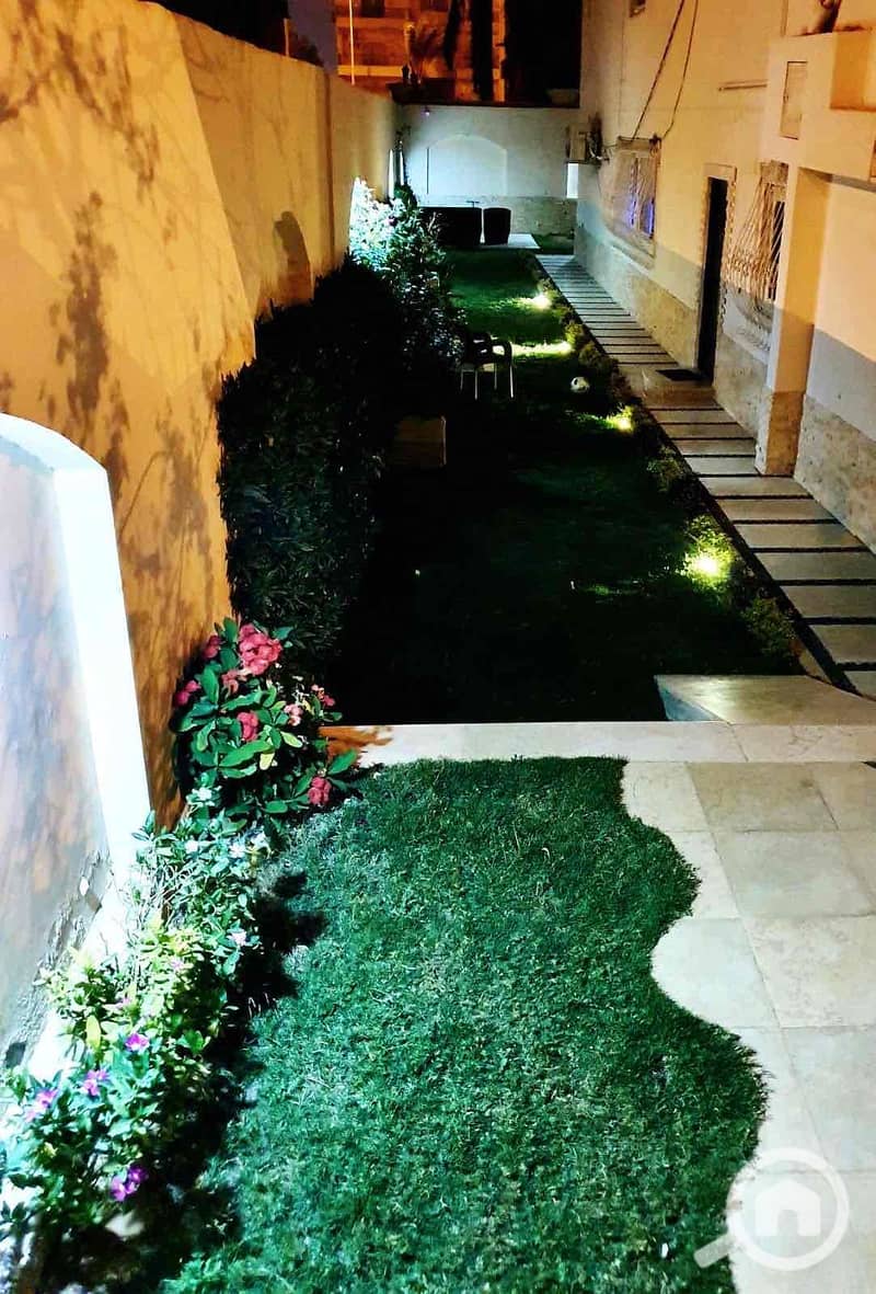 2 59f79590-4add-4f3e-a5fe-0c8f1e036862. jpg