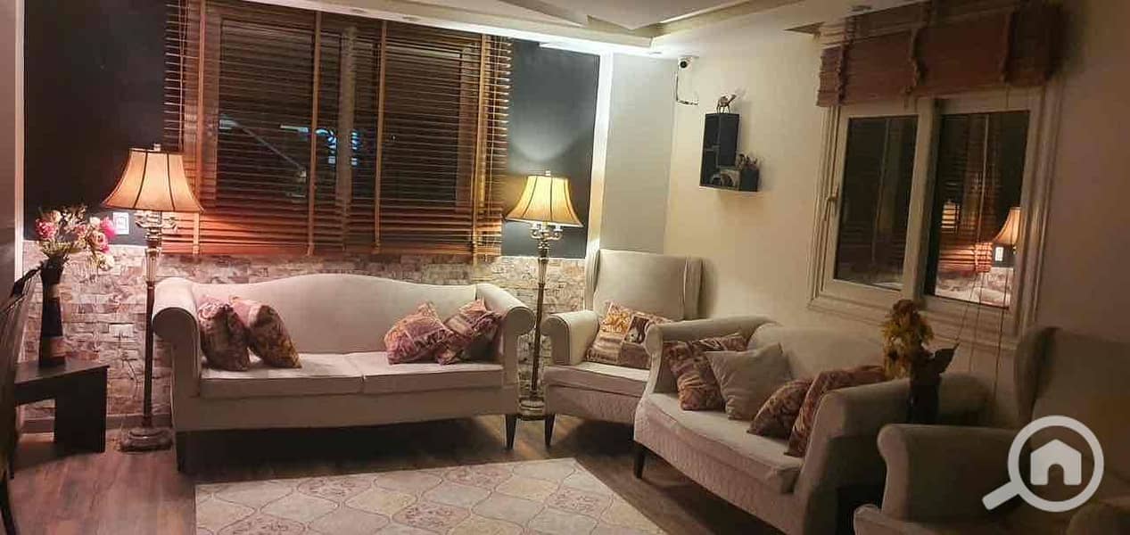 7 3004e203-884a-466c-8de0-f1b7e181dda3. jpg