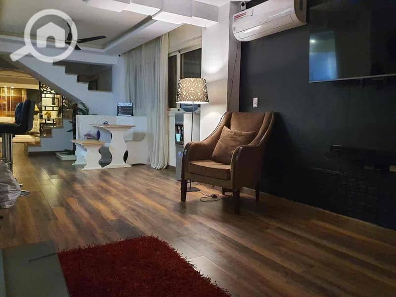 10 5e6b0991-3ecb-4883-854c-2c1ff8ca4bc7. jpg