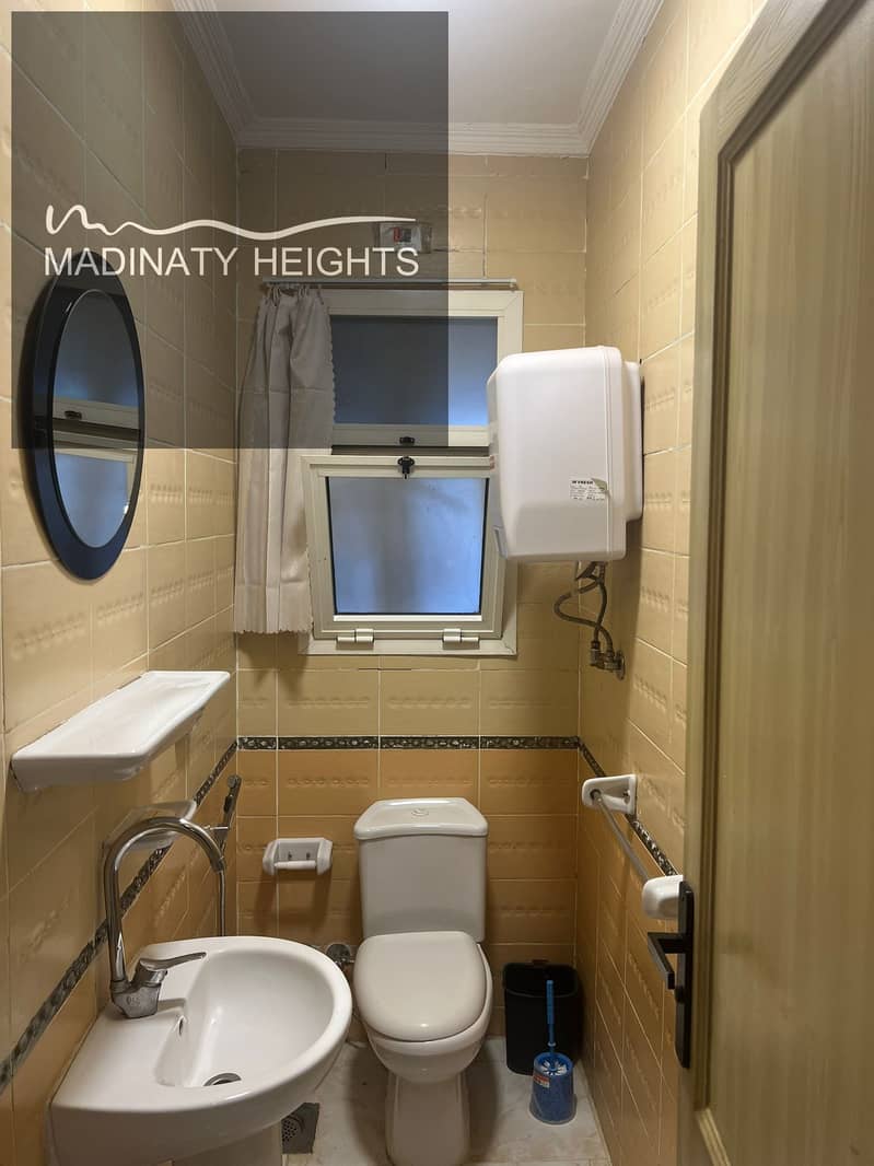 11 WhatsApp Image 2025-12-25 at 5.18. 06 PM45. jpeg