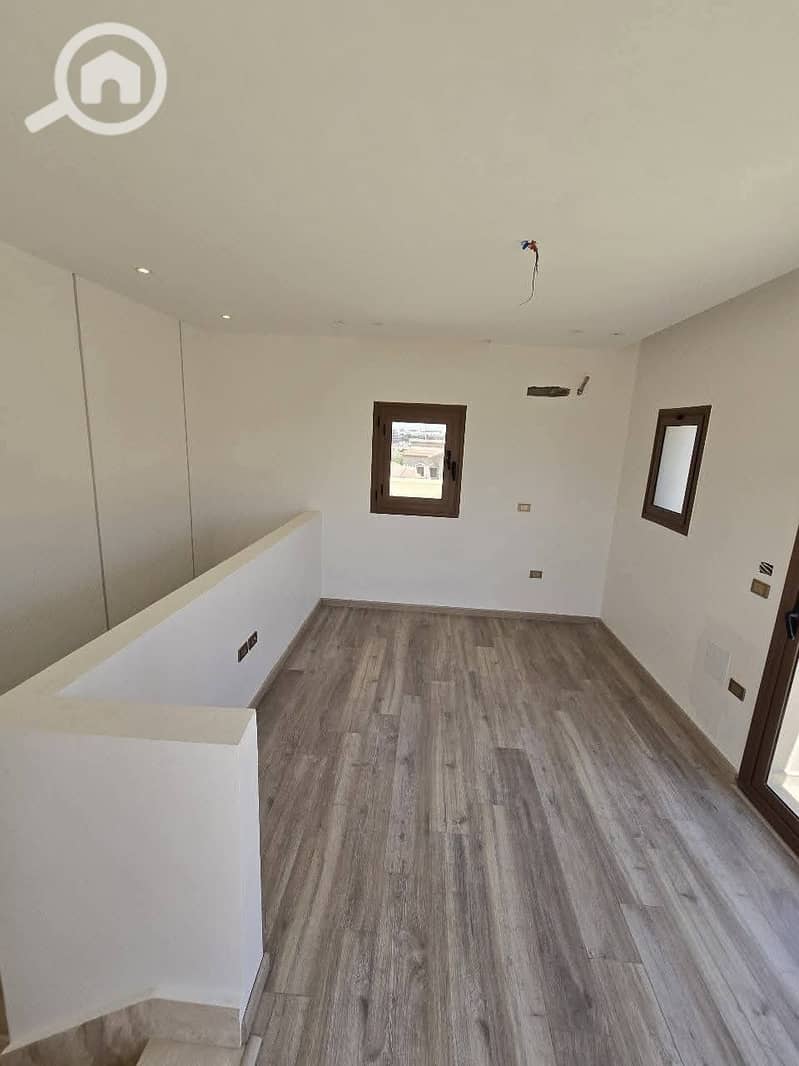 5 600286320_891886693374593_4046774729429948891_n. jpg