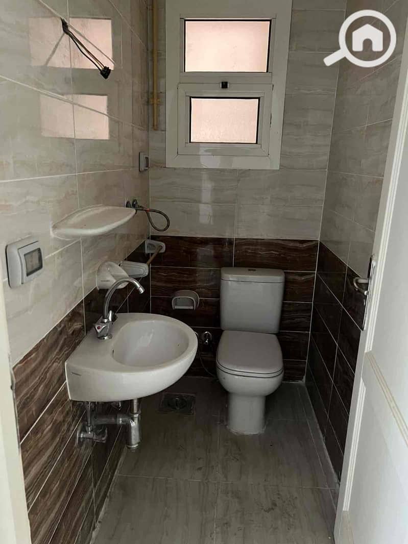 11 6fa145de-c031-46fc-9a47-6aedc36f7343. jpg