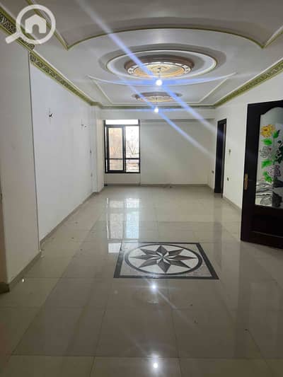 شقة 3 غرف نوم للايجار في كفر عبدو، الإسكندرية - IMG_5952. jpg