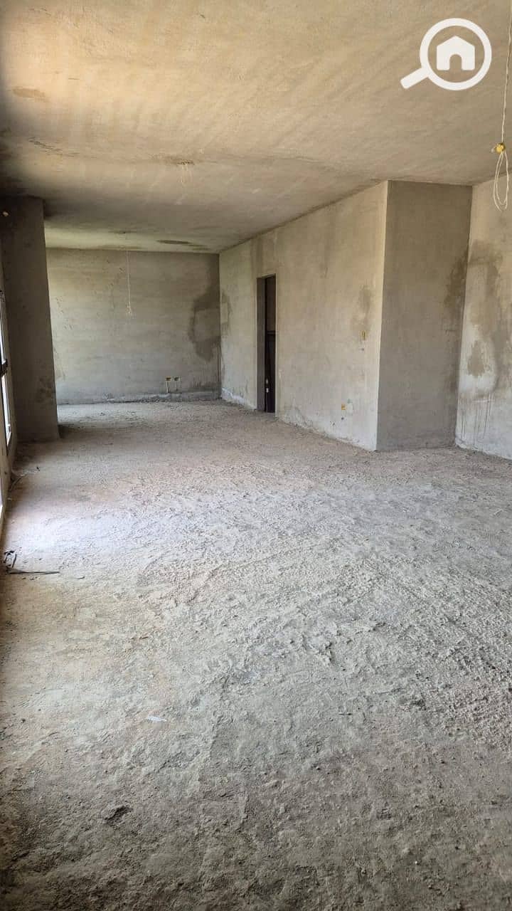 9 481926261_992074446195095_1860365775987229591_n. jpg