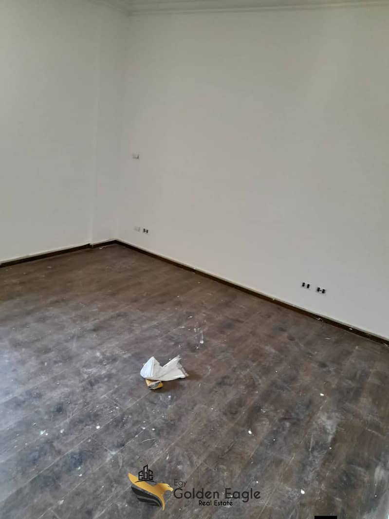 6 604726870_1542704880293372_273971772436601447_n. jpg