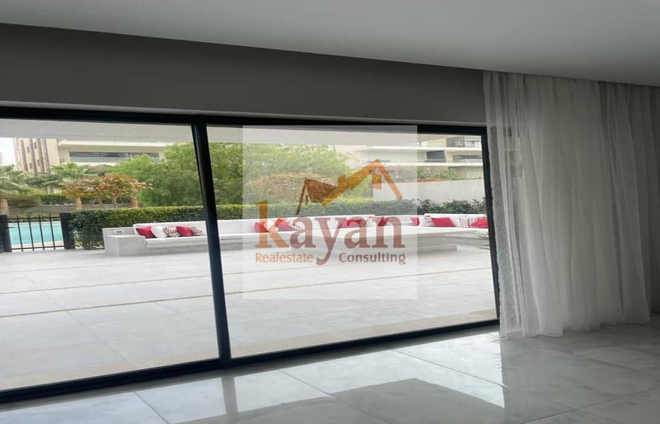 7 5f307c1a-e7d7-4152-a5bf-4b04351d55ba. jpg