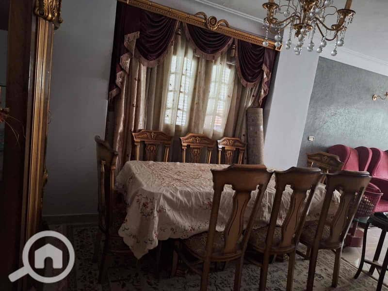 2 294ae8bb-a05e-40da-8f7c-c1646e6a6a3d. jpg