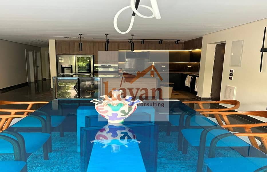 2 5fff57da-c83d-4a49-a1bb-2daa06138406. jpg