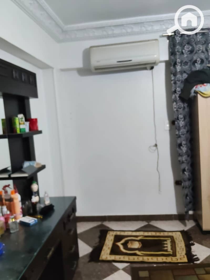 8 8f9f9080-c982-4d7c-b5eb-8f7ca74c86fe. jpg