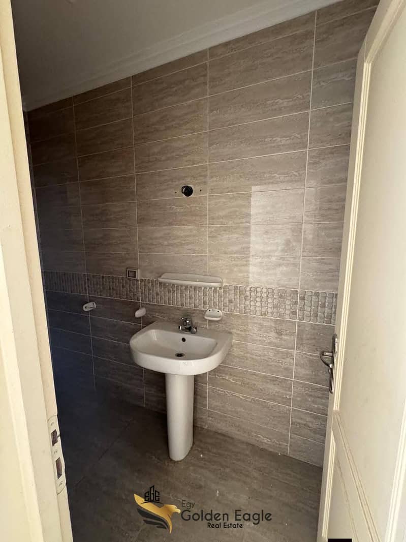 13 605793670_1541900120373848_659805876559949709_n. jpg