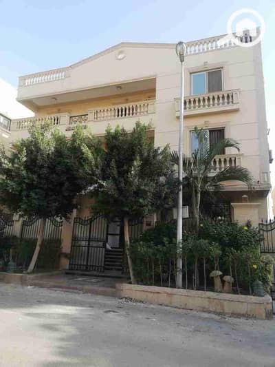 فیلا 9 غرف نوم للبيع في القاهرة الجديدة، القاهرة - IMG-20250409-WA0193(1). jpg