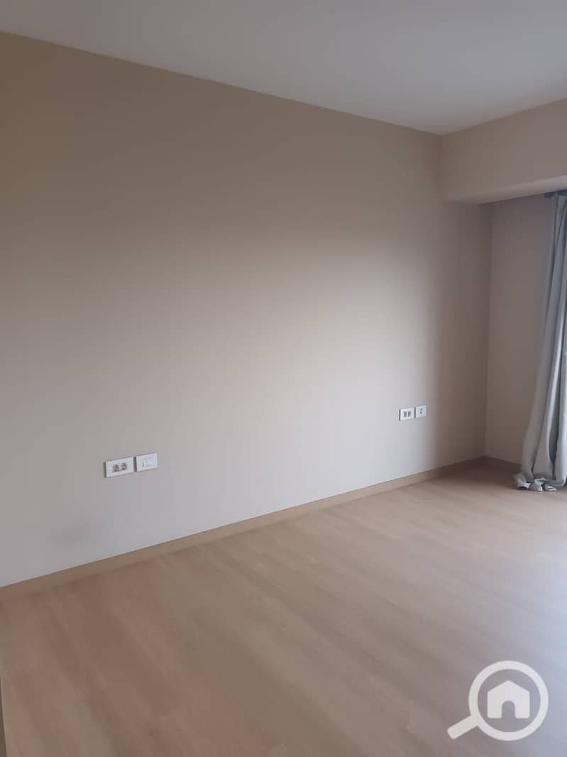 5 8a538b59-ac60-4d04-b50f-4b5e26c3669b. jpeg