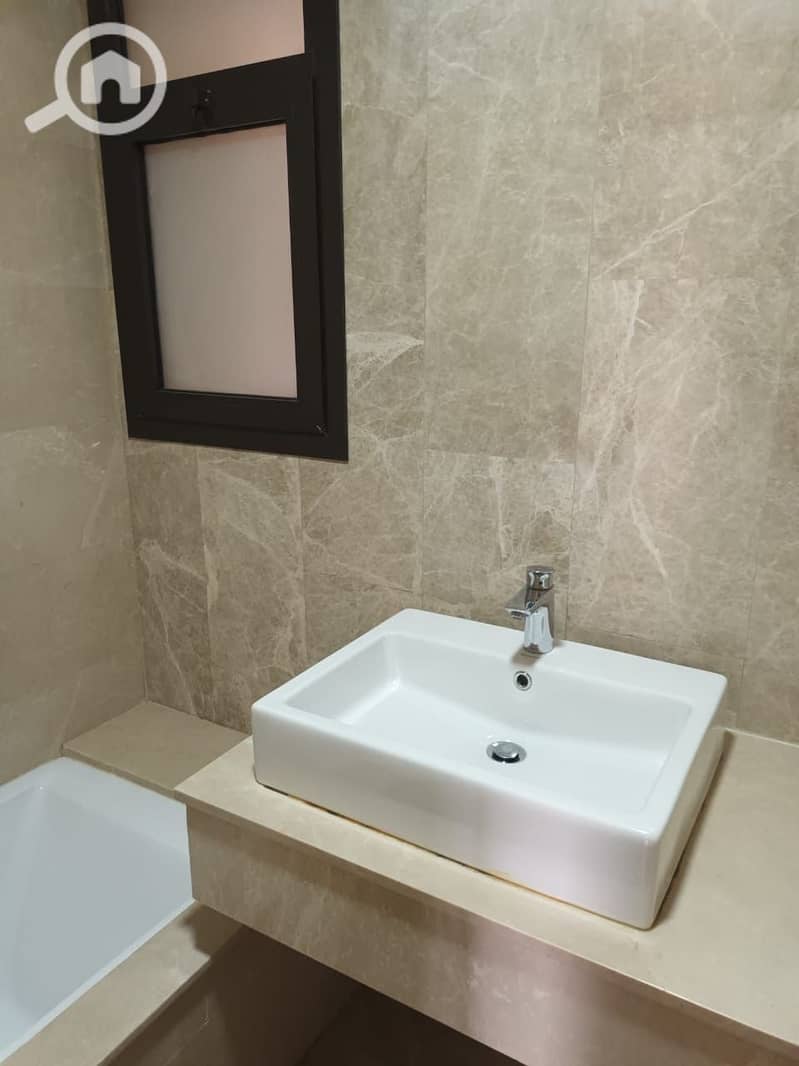 13 a87b9f73-d9c1-4dea-8306-528beeb1d1ca. jpeg