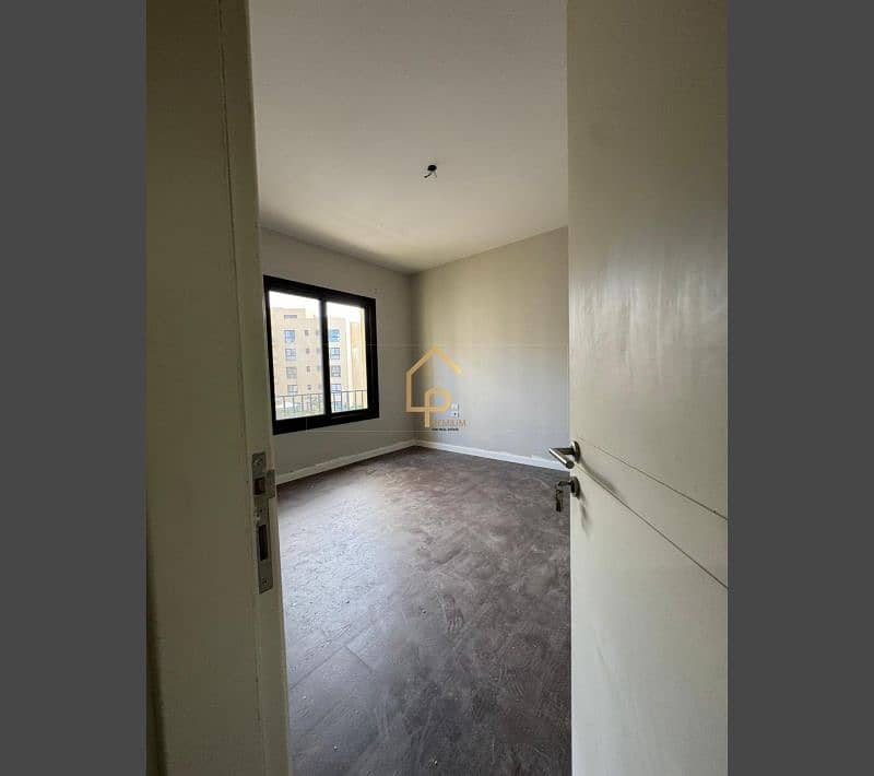 3 WhatsApp Image 2025-12-10 at 12.15. 59 PM. jpg