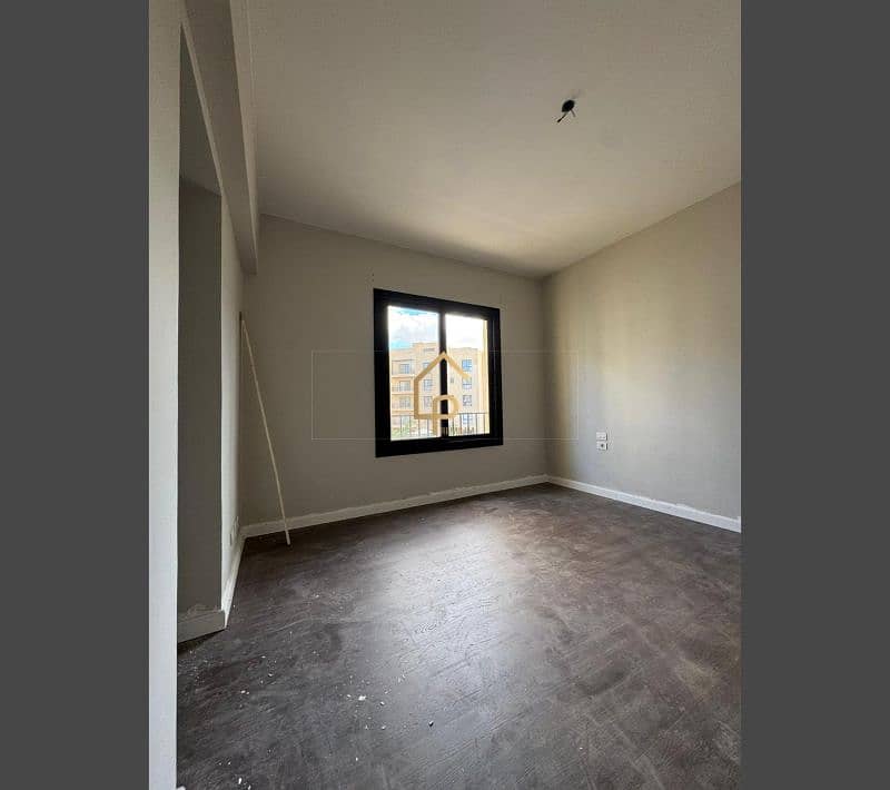 4 WhatsApp Image 2025-12-10 at 12.16. 00 PM. jpg