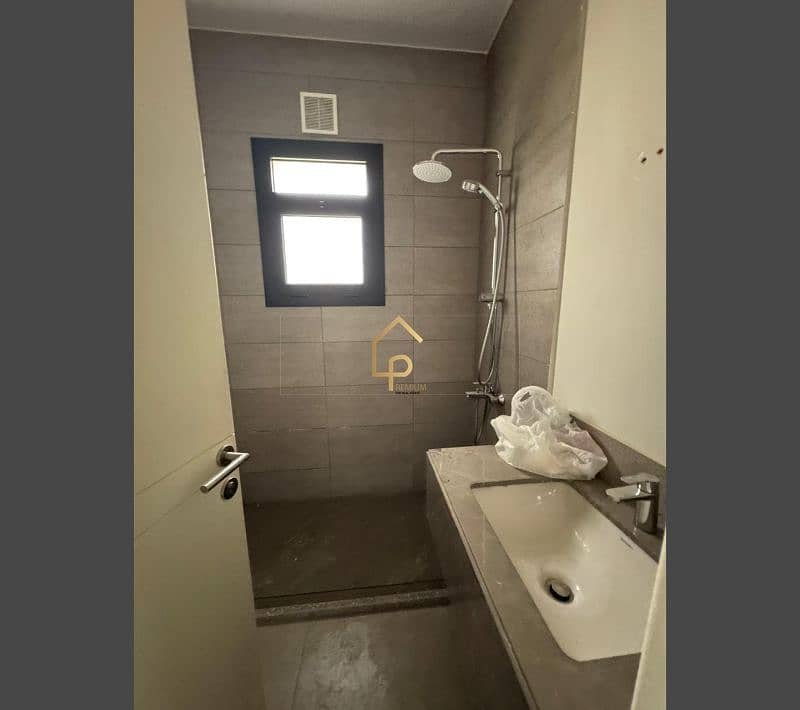 6 WhatsApp Image 2025-12-10 at 12.16. 03 PM (1). jpg