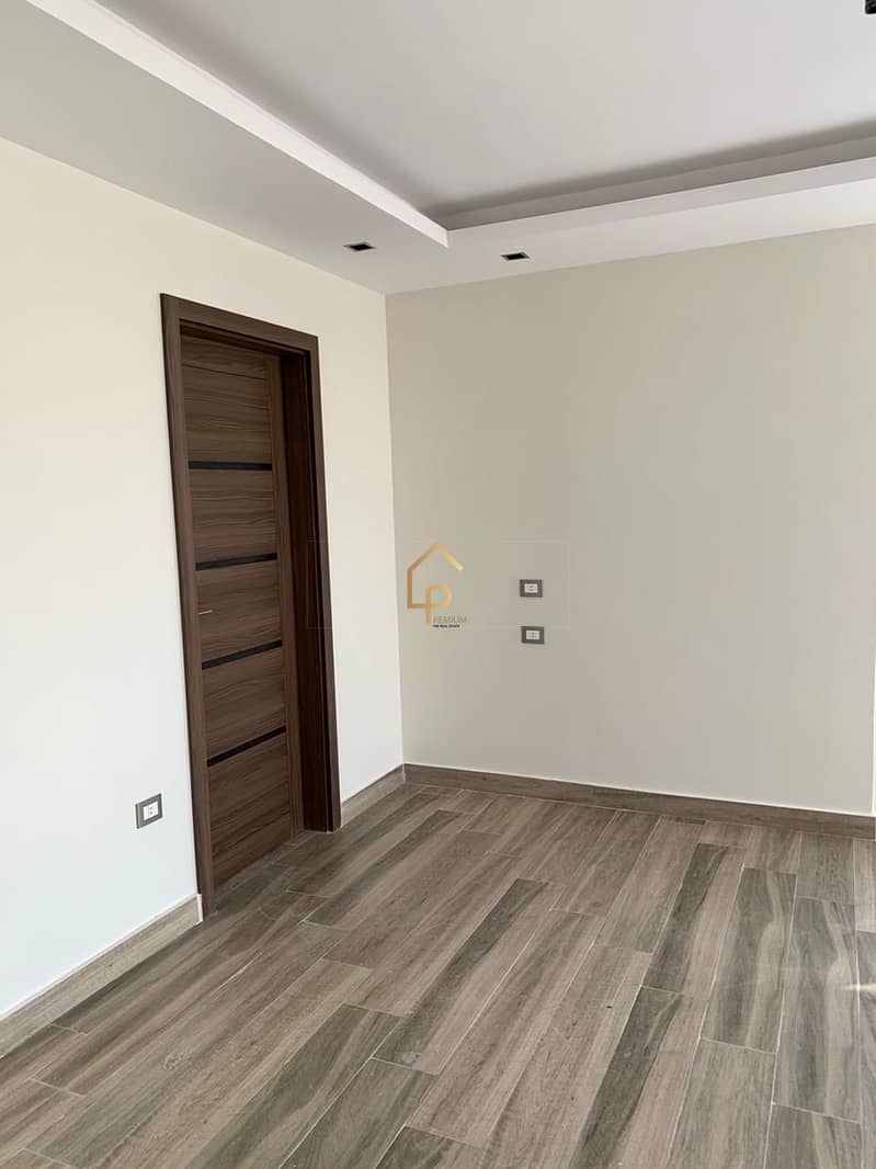 2 WhatsApp Image 2025-12-18 at 11.57. 40 AM. jpeg