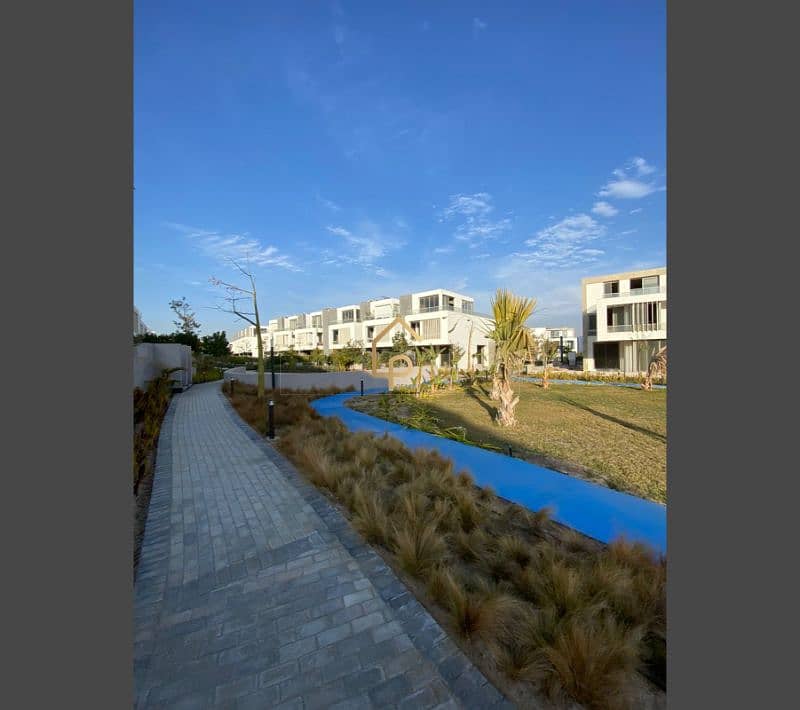 8 WhatsApp Image 2025-11-15 at 3.48. 14 PM. jpg