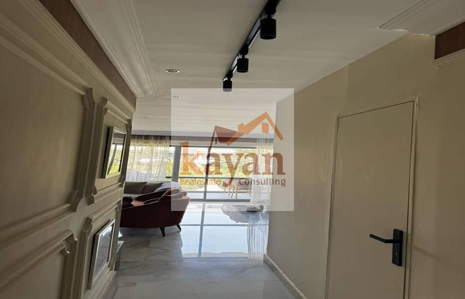 2 6ced24bf-6b46-4ef4-97d8-e7b2c1ce0d6d. jpg