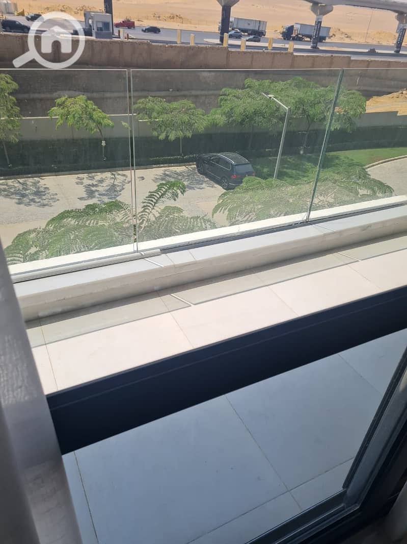 9 WhatsApp Image 2025-12-18 at 11.30. 07_19e1ad3a. jpg