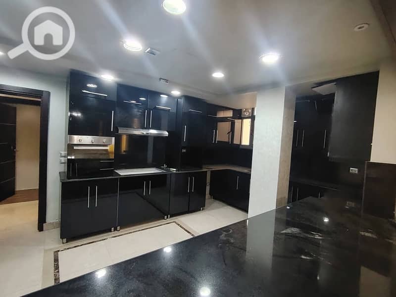 10 605286435_896414972921765_5455159907861848308_n. jpg