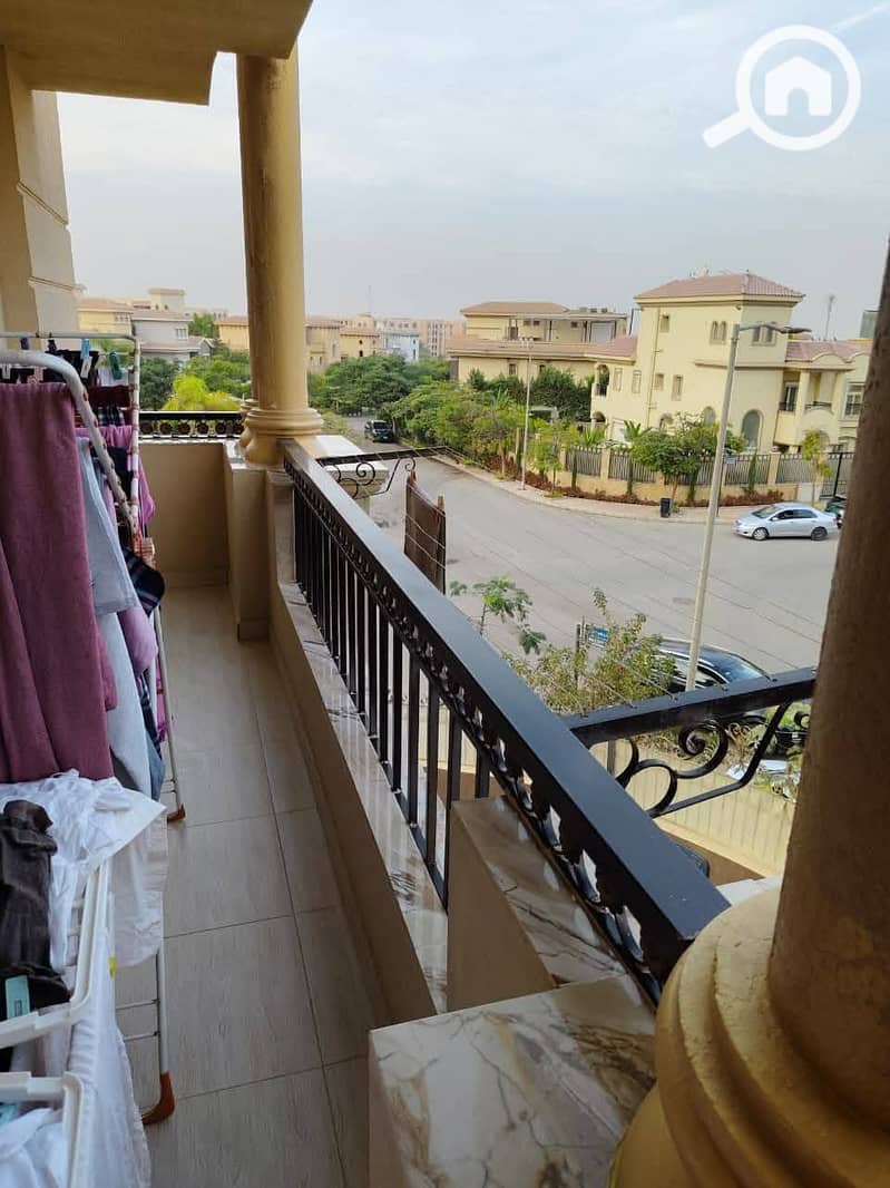 6 595660408_889166113646651_6397559815767556491_n. jpg