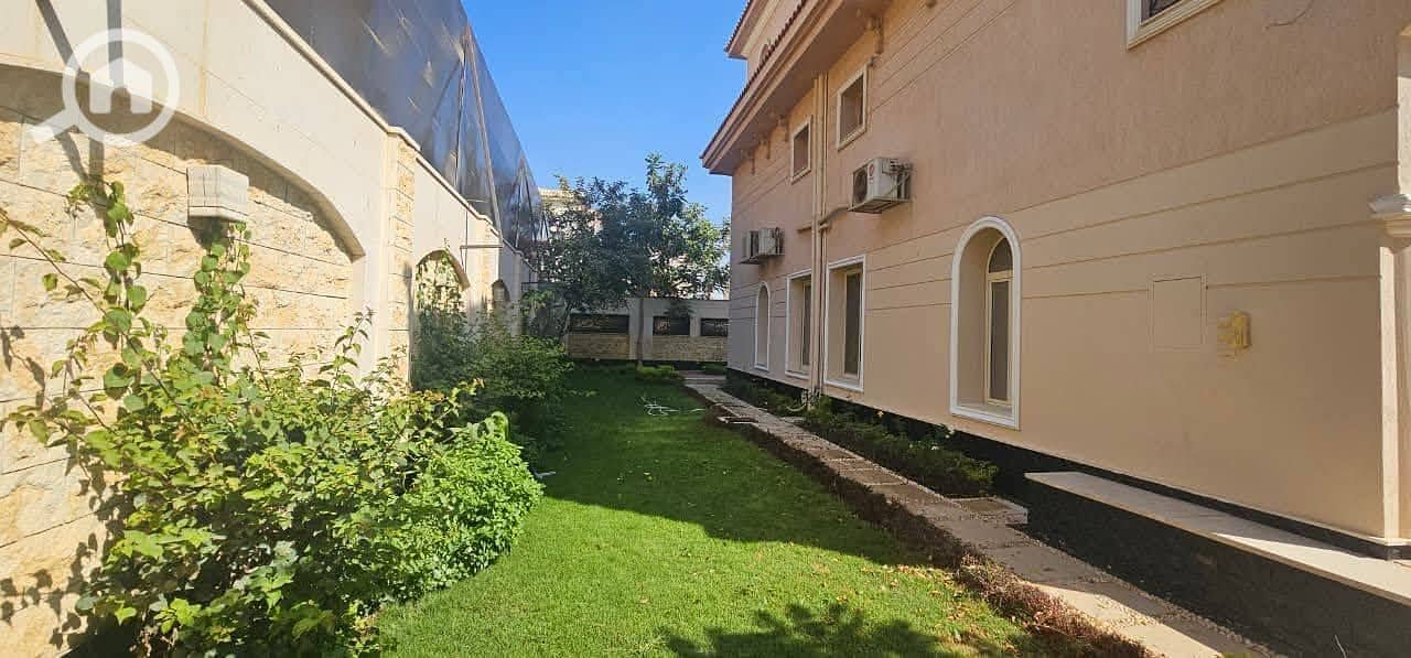 6 599066204_888923533670909_7498684970592219076_n. jpg