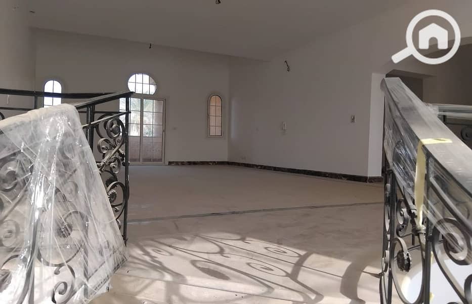 8 5ef191e9-71a3-4289-9146-f2b9a7292a8b. jpg