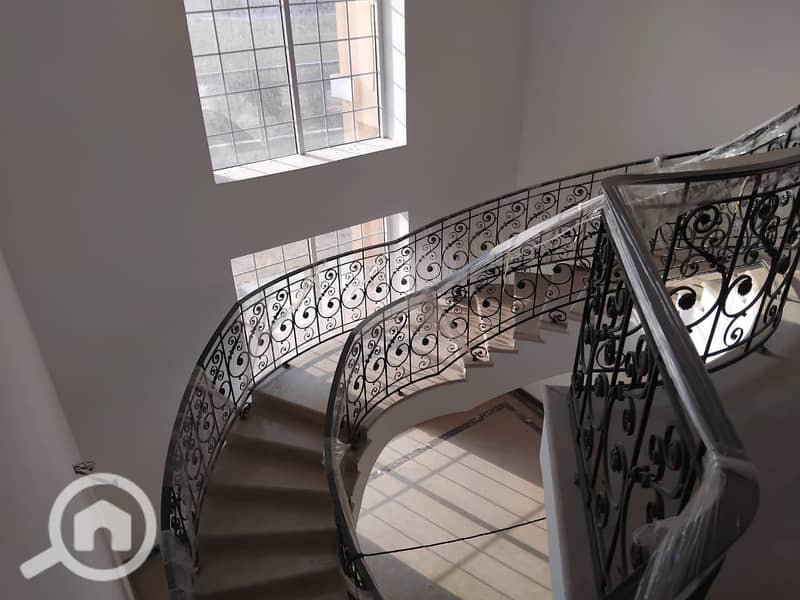 10 988a5039-5e24-4c02-8bc5-d87688377a67. jpg