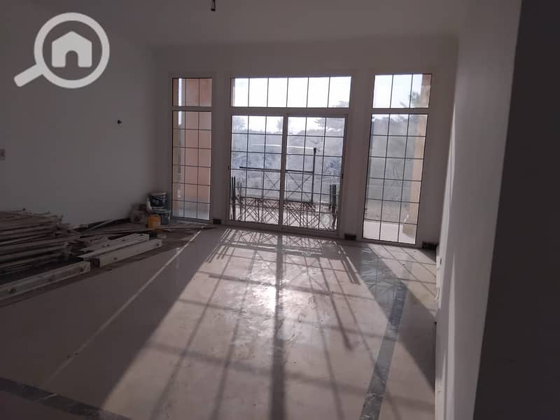 14 38d12166-b140-48db-8119-35d4f5c91e63. jpg